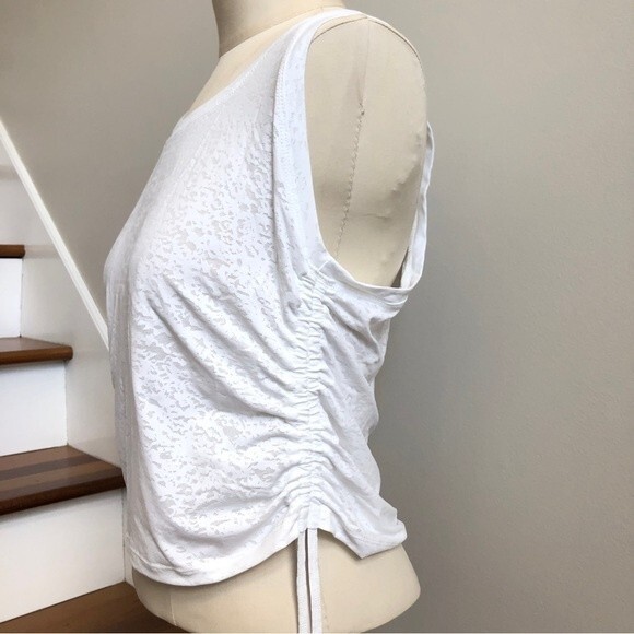 Halara Tank Top Womens XL White U Neck Side Lace Up Ruched Jacquard Casual NWT - Picture 7 of 13